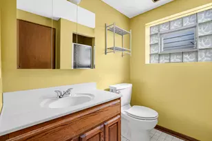 1103 E 166th Pl, South Holland, IL 60473 - Photo 16