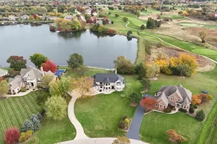 9605 S Muirfield Dr, Lakewood, IL 60014 - Photo 2