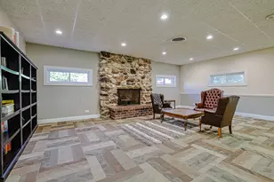 375 Plum Creek Dr, Wheeling, IL 60090 - Photo 38