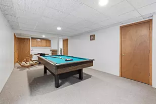 615 Newberry Dr, Elk Grove Village, IL 60007 - Photo 34