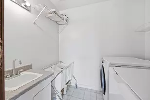 615 Newberry Dr, Elk Grove Village, IL 60007 - Photo 26