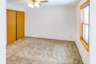 755 Loomis Drive, Rockton, IL 61072 - Photo 18