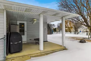 755 Loomis Dr, Rockton, IL 61072 - Photo 32