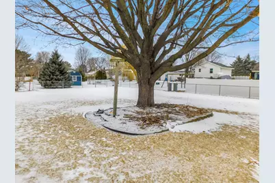 755 Loomis Drive, Rockton, IL 61072 - Photo 34