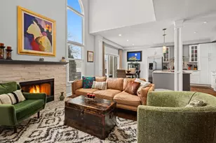 546 W Bridge View Ct, Palatine, IL 60067 - Photo 2