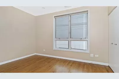 1354 S Indiana Parkway, Chicago, IL 60605 - Photo 12