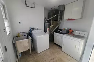 8235 W Summerdale Ave, Chicago, IL 60656 - Photo 8