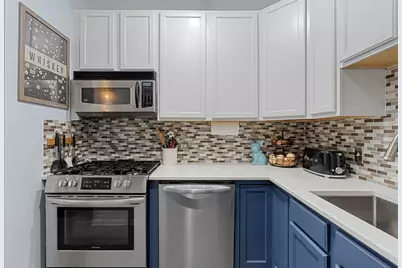 2758 W Francis Place #204, Chicago, IL 60647 - Photo 10