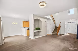 425 S Jade Ln, Round Lake, IL 60073 - Photo 4