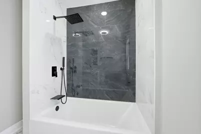 10035 S La Salle Street, Chicago, IL 60628 - Photo 6