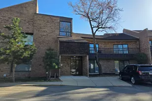501 W Ogden Ave, Hinsdale, IL 60521 - Photo 1