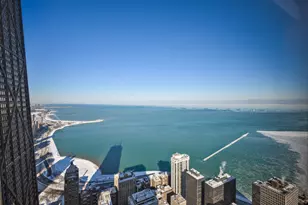 180 E Pearson St, Chicago, IL 60611 - Photo 32