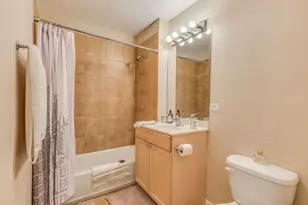 6617 S Ingleside Ave, Chicago, IL 60637 - Photo 10