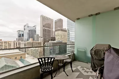 8 E Randolph Street #2204, Chicago, IL 60601 - Photo 16
