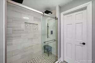 14 Margate Ct, Lake in the Hills, IL 60156 - Photo 42