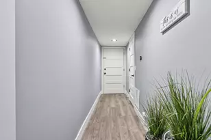 545 S River Rd, Des Plaines, IL 60016 - Photo 14