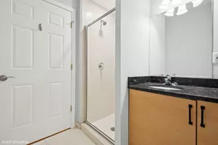 911 Busse Hwy, Park Ridge, IL 60068 - Photo 10