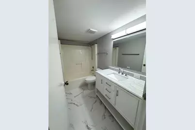 234 Circle Avenue #1C, Forest Park, IL 60130 - Photo 8