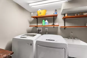 9741 Lonnquist Dr, Franklin Park, IL 60131 - Photo 12