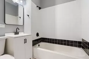 5431 S Indiana Ave, Chicago, IL 60615 - Photo 8