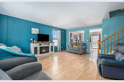 1137 S Wabena Avenue, Minooka, IL 60447 - Photo 2