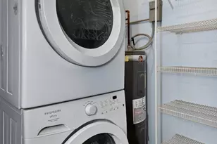 1351 N Winslowe Dr, Palatine, IL 60074 - Photo 16