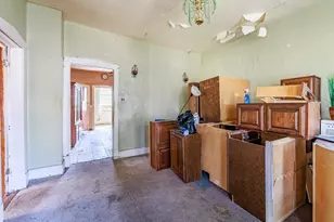 5225 S Wood St, Chicago, IL 60609 - Photo 2