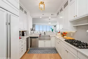 600 N Lake Shore Dr, Chicago, IL 60611 - Photo 8