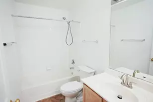 2441 Oneida Ln, Naperville, IL 60563 - Photo 16