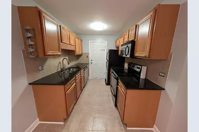 10620 Brooks Lane #B8, Chicago Ridge, IL 60415 - Photo 2