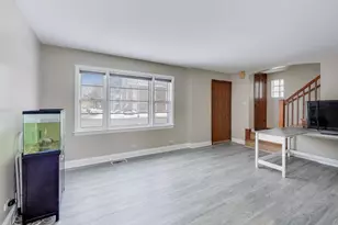 9151 Grand Ave, Franklin Park, IL 60131 - Photo 4