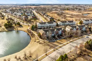 102 Town Center Blvd, Gilberts, IL 60136 - Photo 22