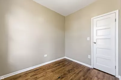 8643 S Exchange Avenue, Chicago, IL 60617 - Photo 10