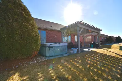 1915 Dunraven Road, Bloomington, IL 61704 - Photo 24