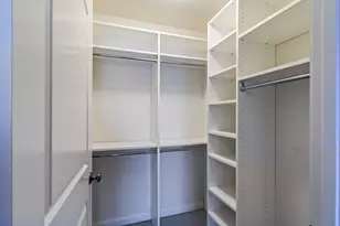 1915 Dunraven Rd, Bloomington, IL 61704 - Photo 18