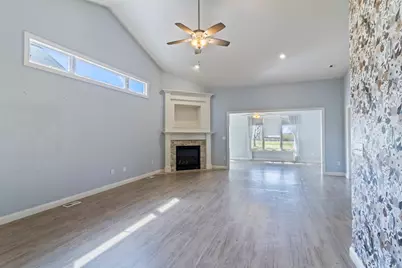 1915 Dunraven Road, Bloomington, IL 61704 - Photo 8