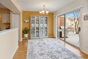 552 Portsmith Ct, Crystal Lake, IL 60014 - Photo 10