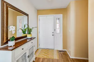 552 Portsmith Ct, Crystal Lake, IL 60014 - Photo 6