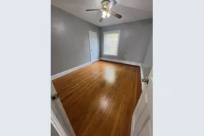 909 E 85th Street #1, Chicago, IL 60619 - Photo 4