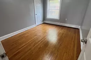 909 E 85th St, Chicago, IL 60619 - Photo 4