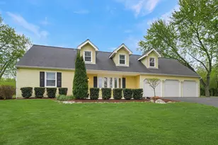 26W421 Wiesbrook Rd, Wheaton, IL 60189 - Photo 2