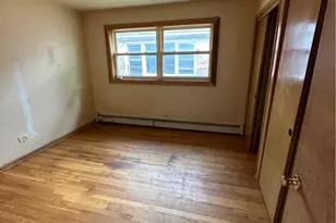 13913 S Wentworth Ave, Riverdale, IL 60827 - Photo 8