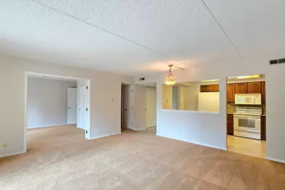 690 Chandler Road #207, Gurnee, IL 60031 - Photo 4