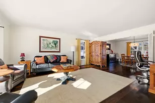 17 Camberley Ct, Hinsdale, IL 60521 - Photo 6