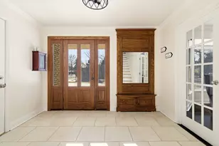 17 Camberley Ct, Hinsdale, IL 60521 - Photo 4