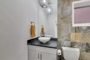 1018 N Honore Ave, Chicago, IL 60622 - Photo 18