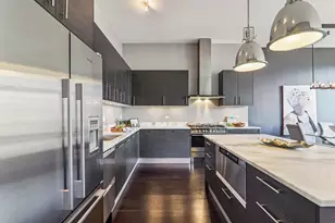 20 N Carpenter St, Chicago, IL 60607 - Photo 12