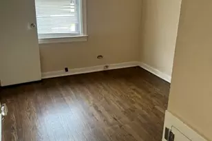 8143 S Colfax Ave, Chicago, IL 60617 - Photo 16