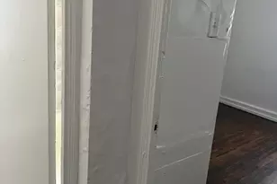 8143 S Colfax Ave, Chicago, IL 60617 - Photo 20