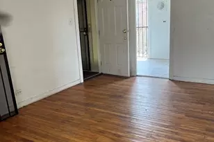 8143 S Colfax Ave, Chicago, IL 60617 - Photo 12